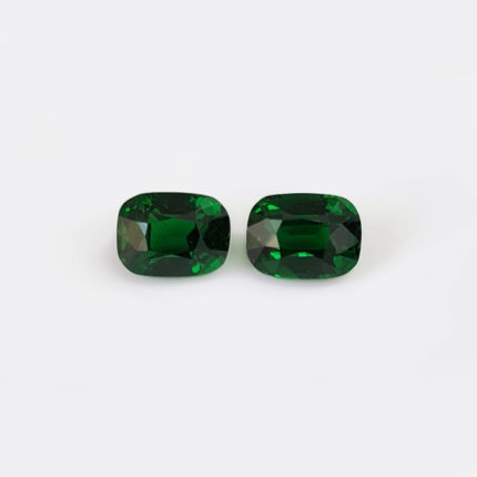 NATURAL TSAVORITE PAIR