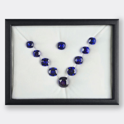 TANZANITE SQUARE CUSHION LAYOUT