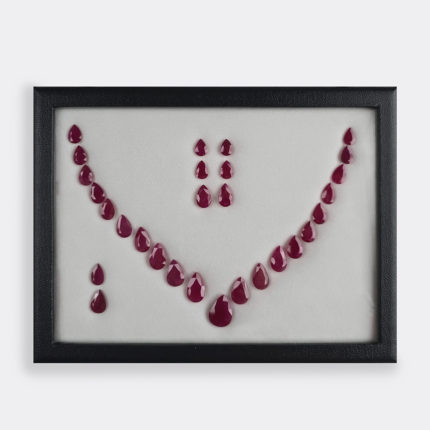 MOZAMBICAN RUBY HEATED PEAR LAYOUT