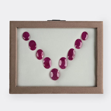 MOZAMBICAN RUBY HEATED OVAL LAYOUT