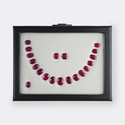 MOZAMBICAN RUBY HEATED CUSHION LAYOUT