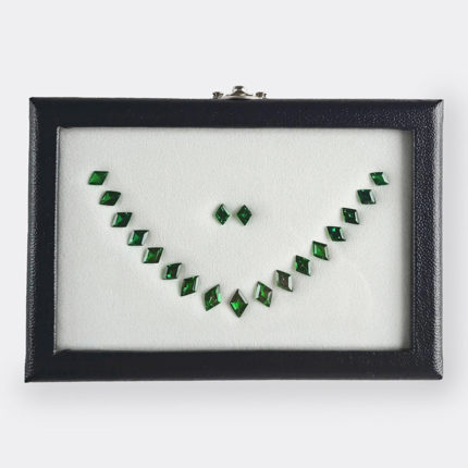 NATURAL TSAVORITE LYOT